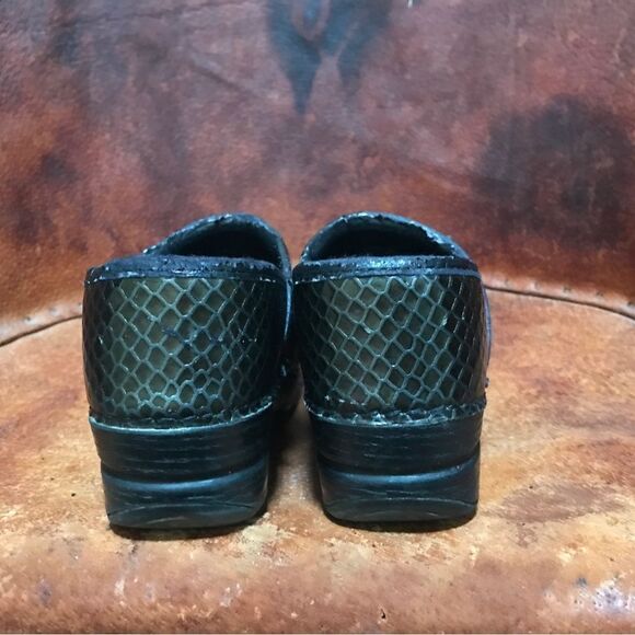 Dansko Dark Green Snakeskin Professional/ Mermaid Scale Clog (37) - Picture 5 of 9